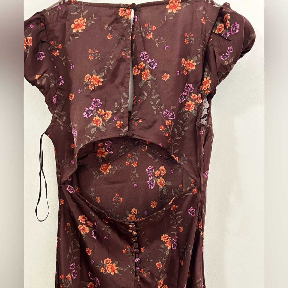 FREE PEOPLE 
Butterfly Babe Cutout Maxi Dress - Brown Combo
New with tags. - Picture 12 of 12